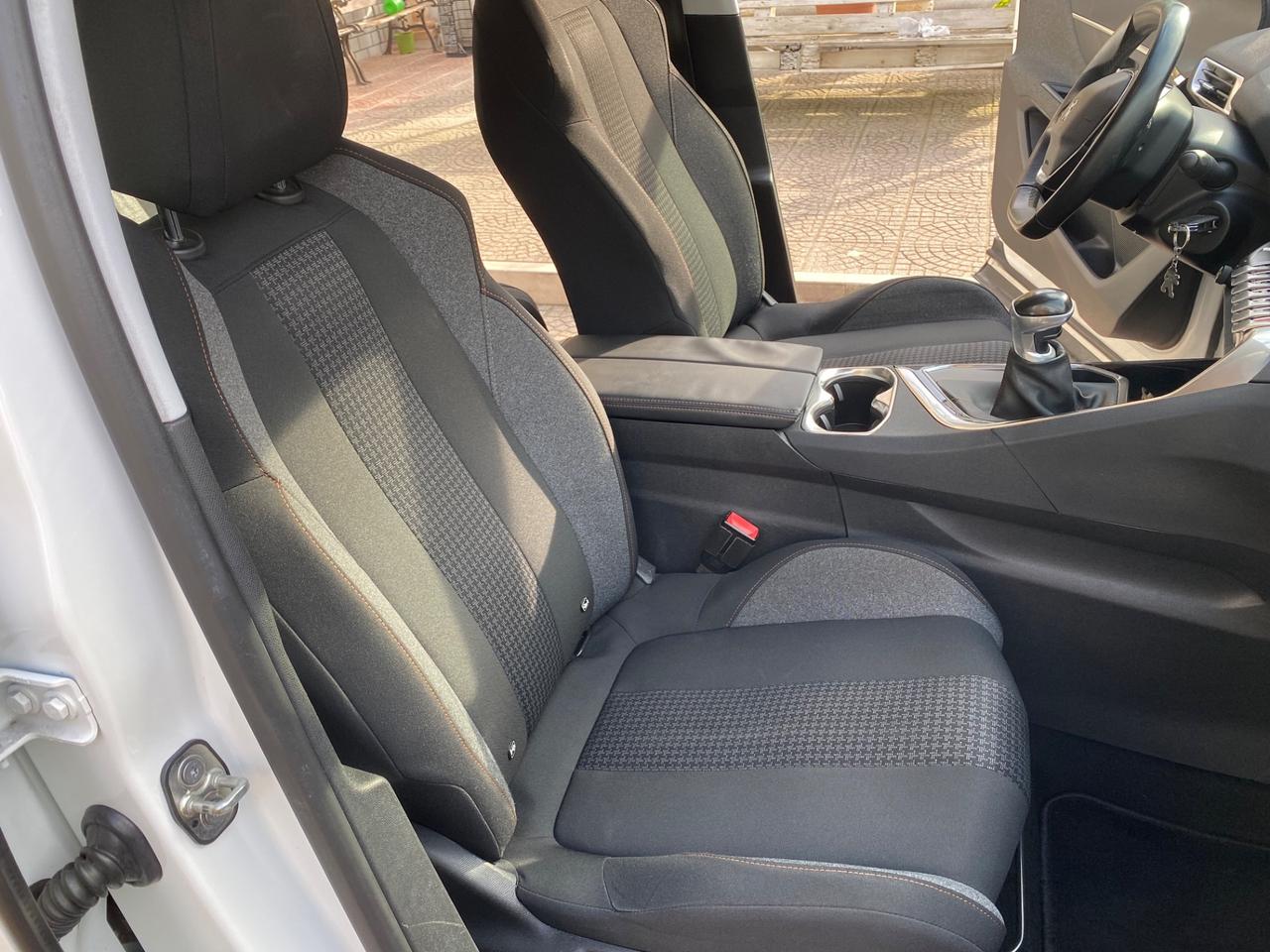 Peugeot 3008 BlueHDi 120 S&S Active