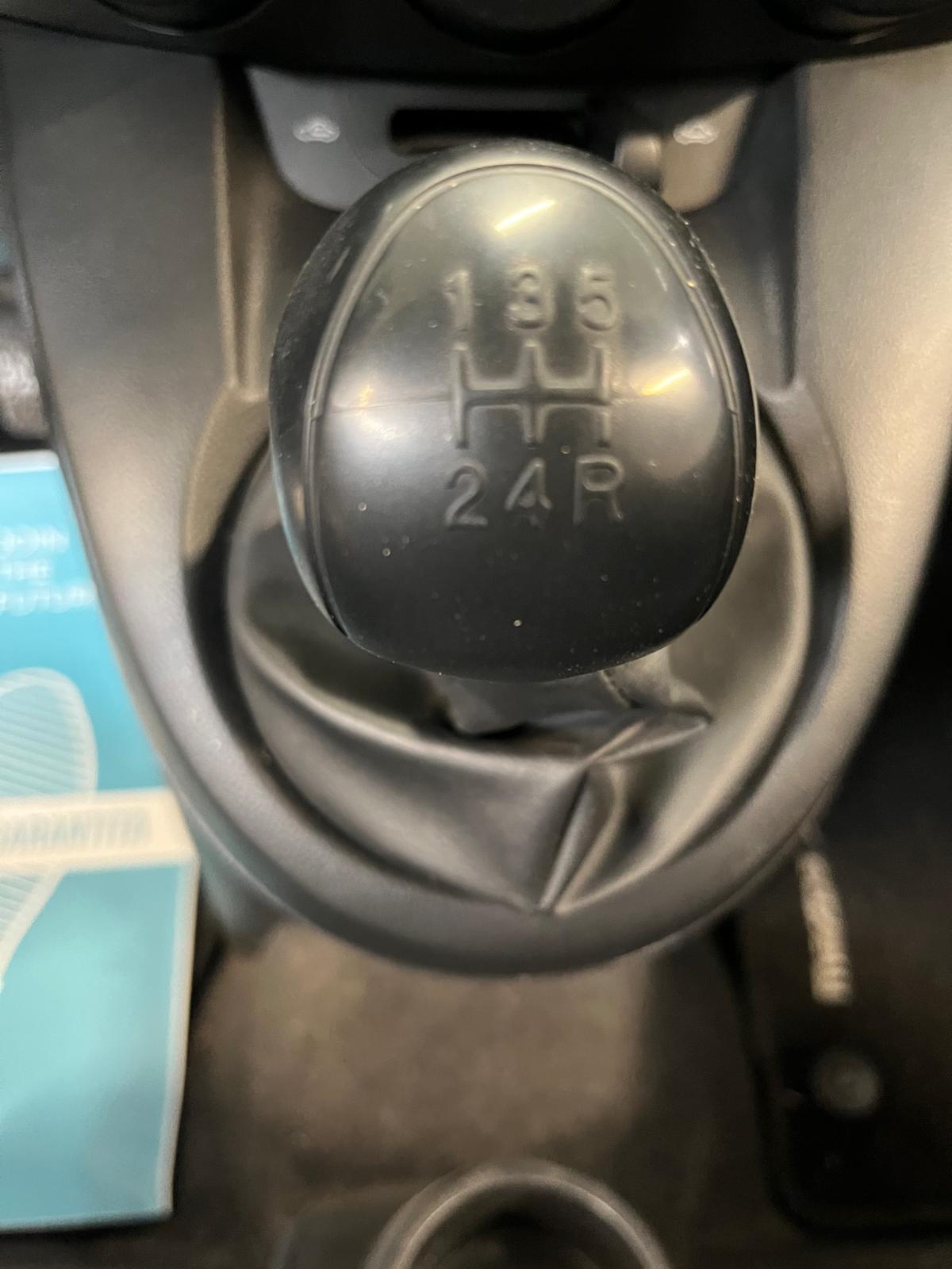 Mazda 2 3 Porte 2 3p 1.3 Play 75cv