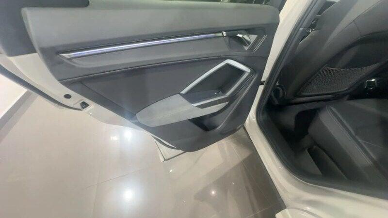 Audi Q3 Q3 SPB 40 TDI quattro S tronic S line edition