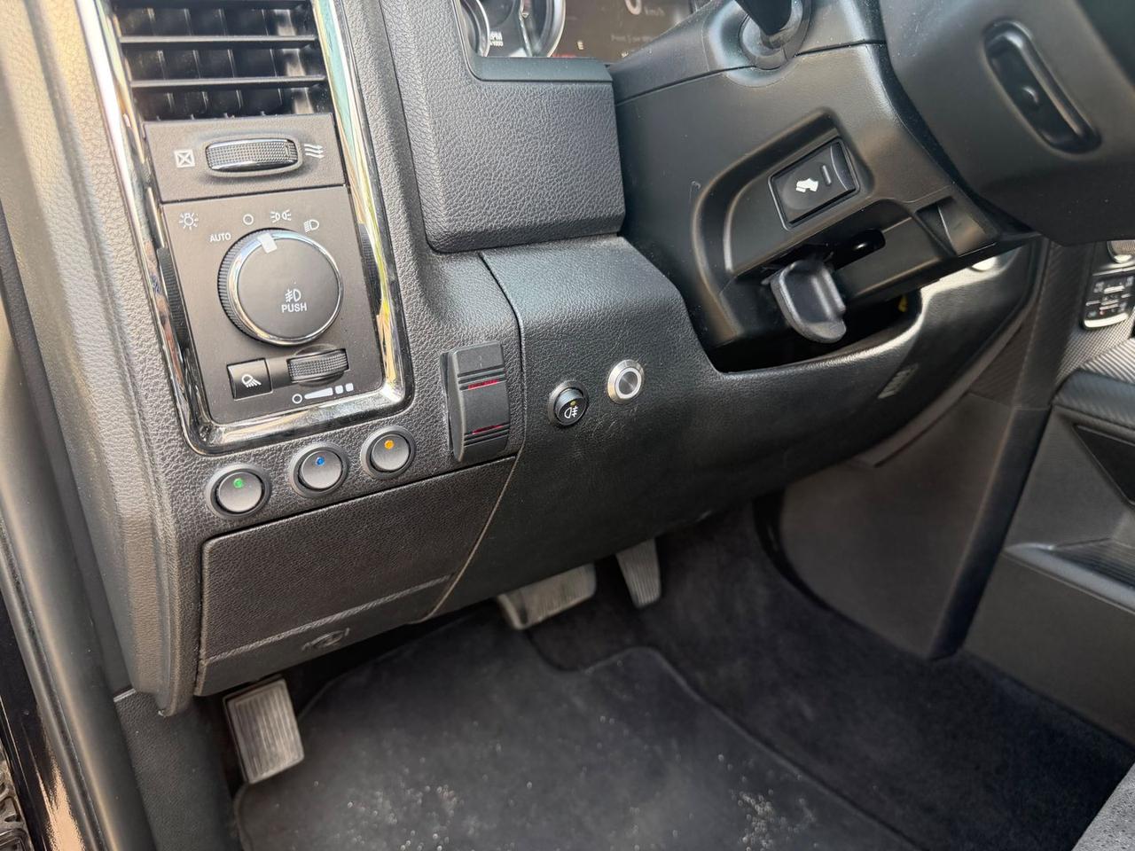 Dodge RAM MILITEM 5.7 HEMI V8 *TETTO APRIBI #11516