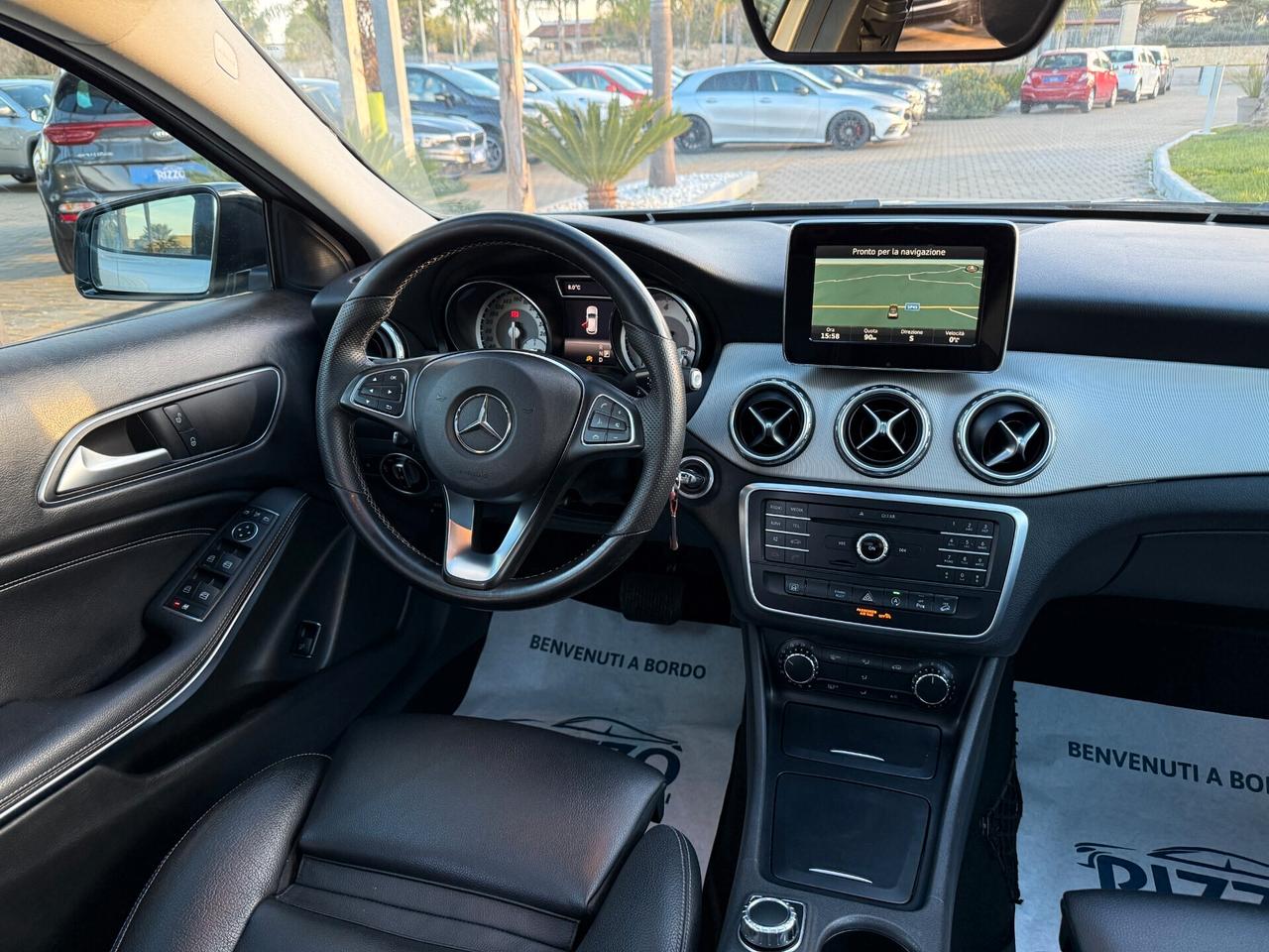 Mercedes-benz GLA 200 d Automatic Sport Premium Tetto Apribile