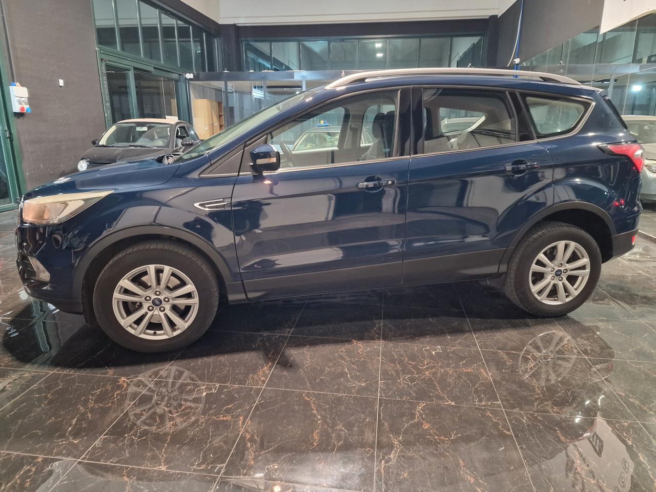 Ford Kuga 1.5 TDCI 120 CV S&S 2WD ST-Line Business