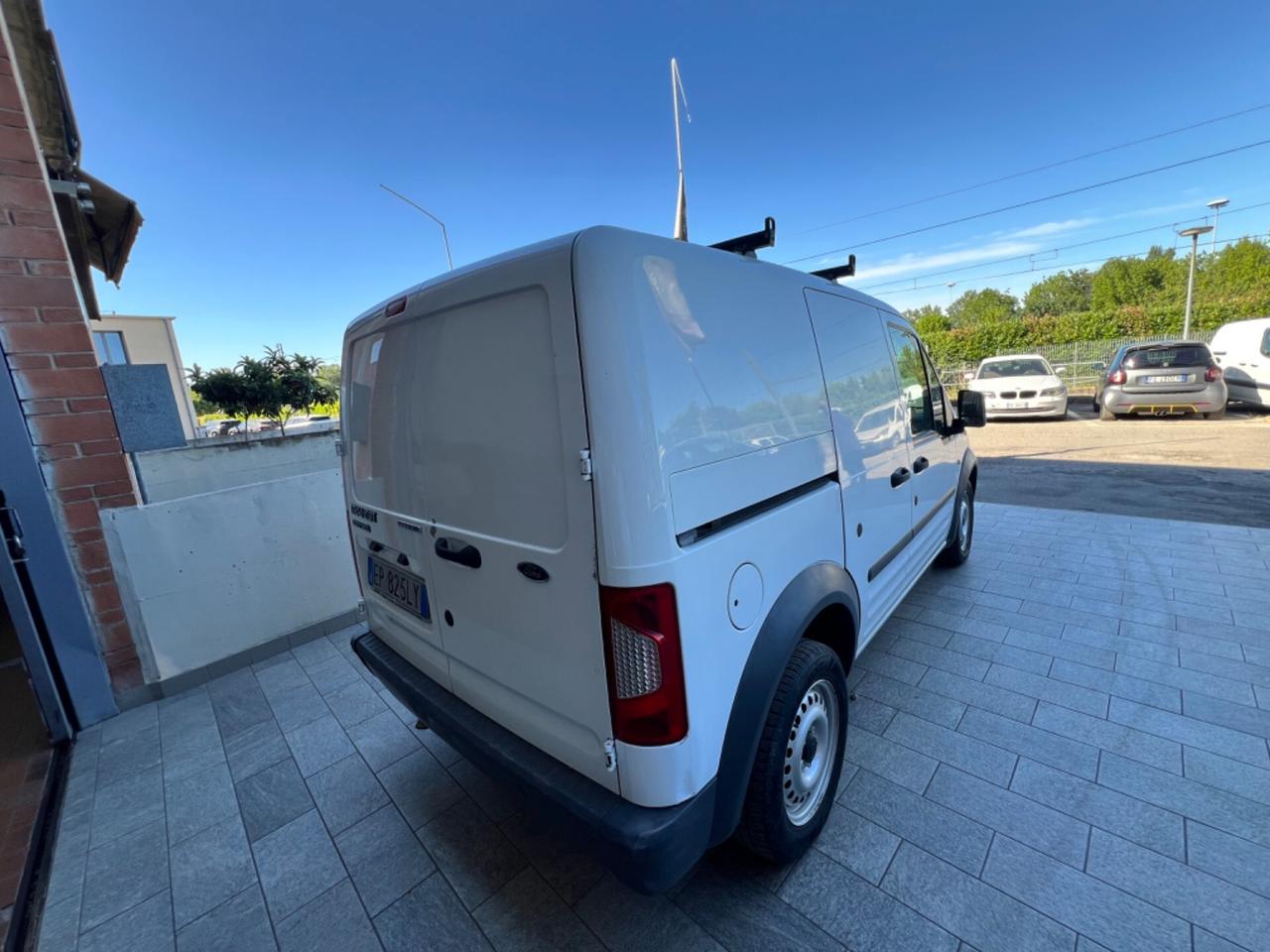 Ford Transit Connect 220S 1.8 TDCi/75CV DPF PC-TN Trend