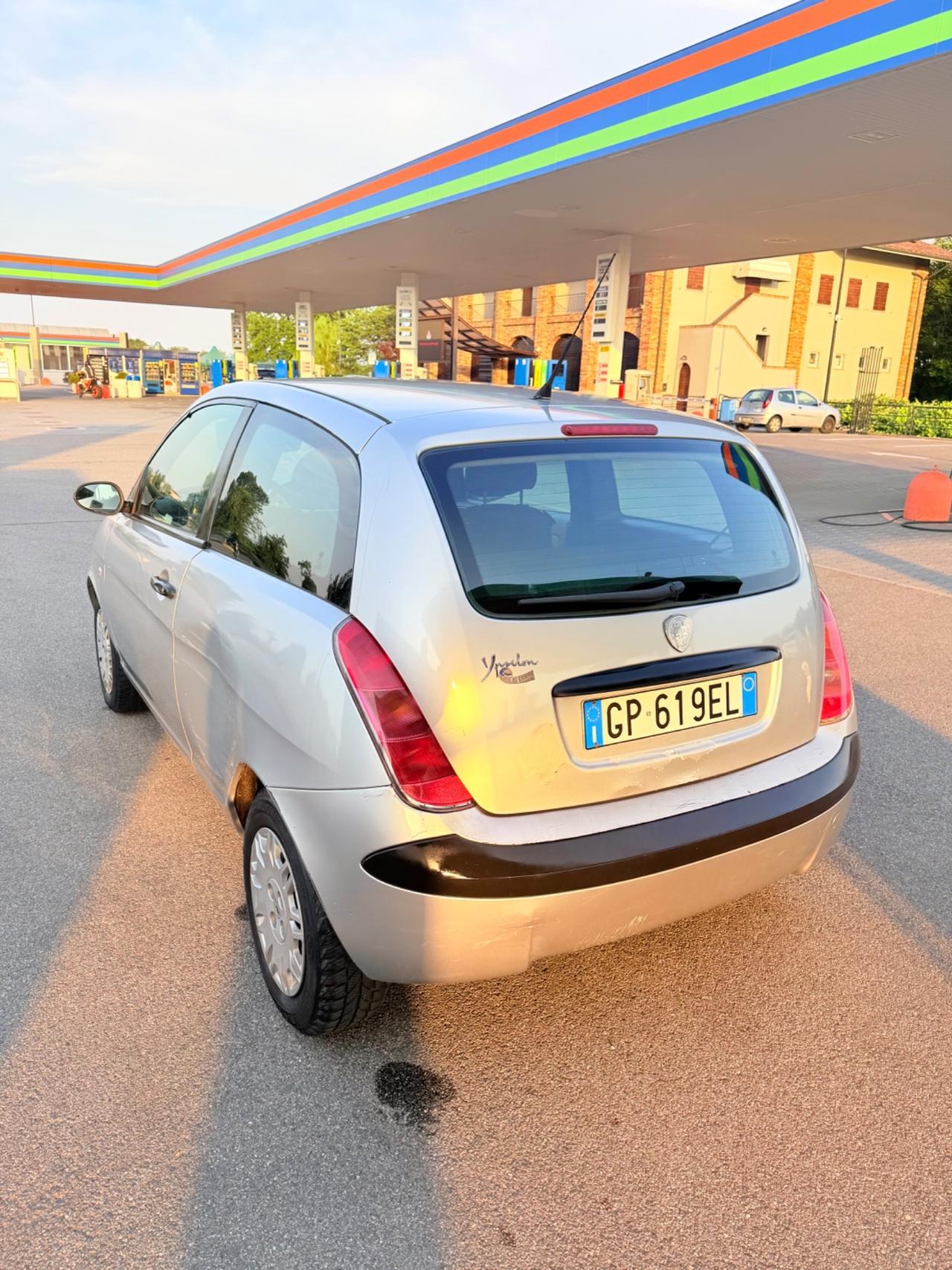 Lancia Ypsilon 1.2 Oro Plus