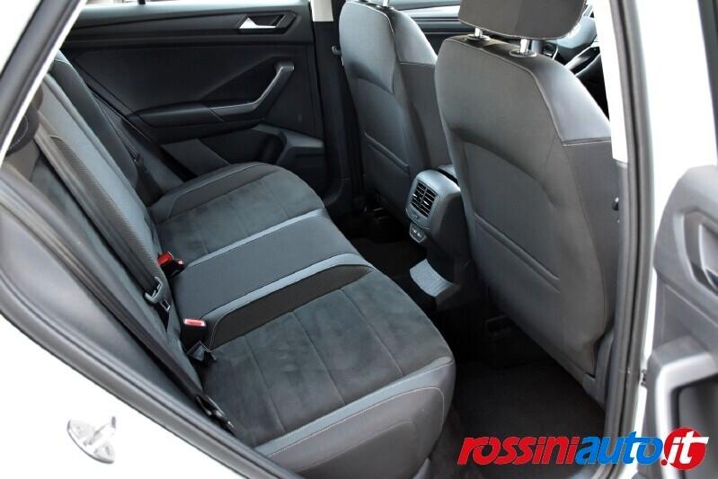 VOLKSWAGEN T-ROC 1.5 TSI 150 CV STYLE + TECH E I.Q DRIVE PACK R18