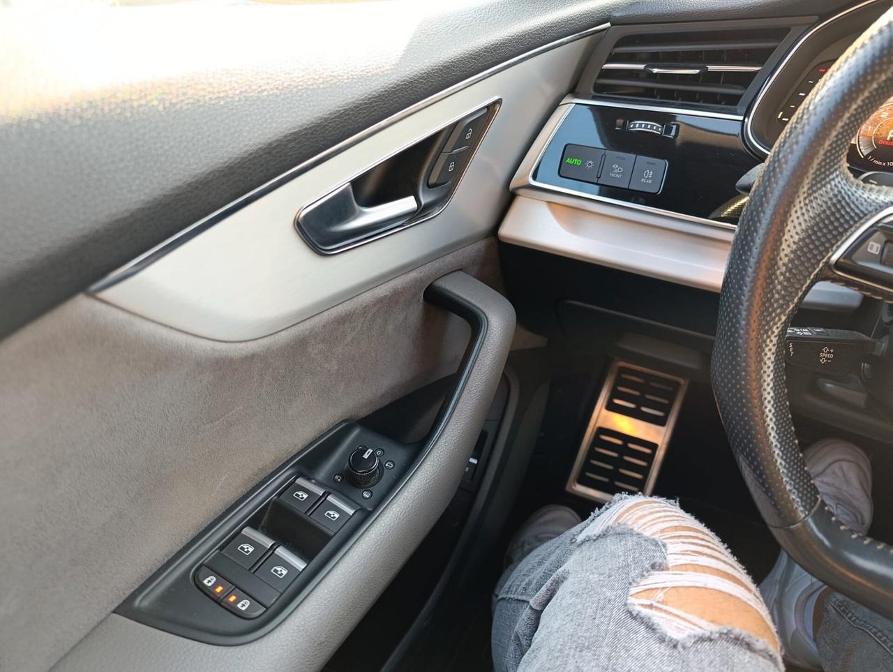 Audi Q8 50 TDI 286 CV quattro tiptronic Sport