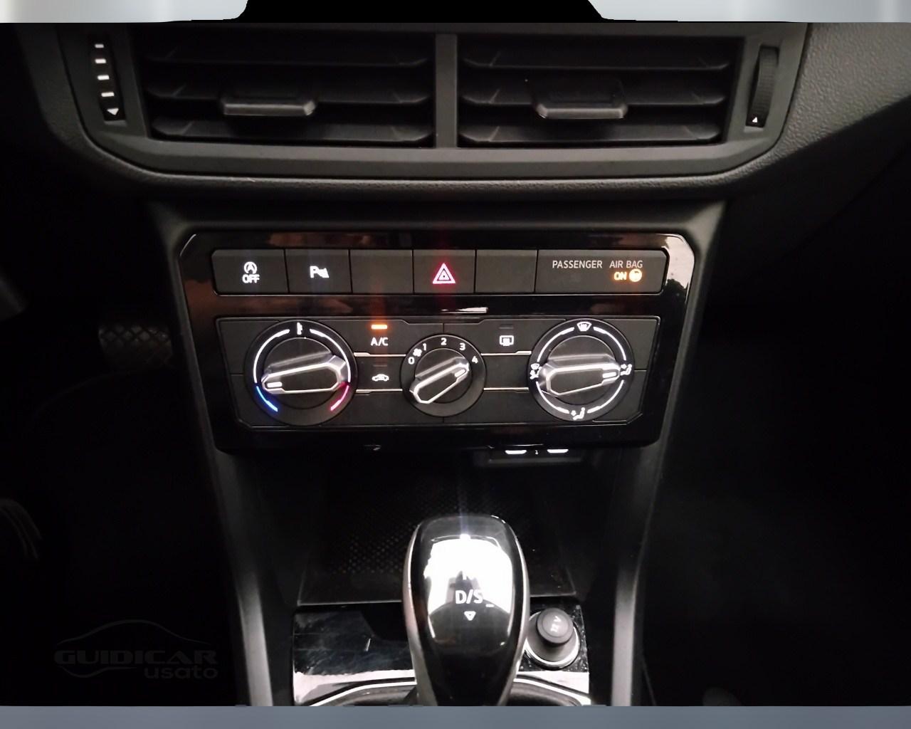 VOLKSWAGEN T-Cross 2019 - T-Cross 1.0 tsi Style 110cv dsg