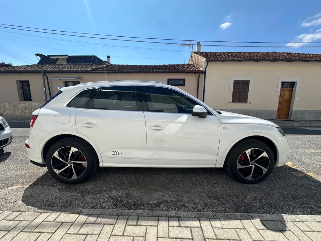 Audi Q5 2.0 TDI quattro S tronic line plus