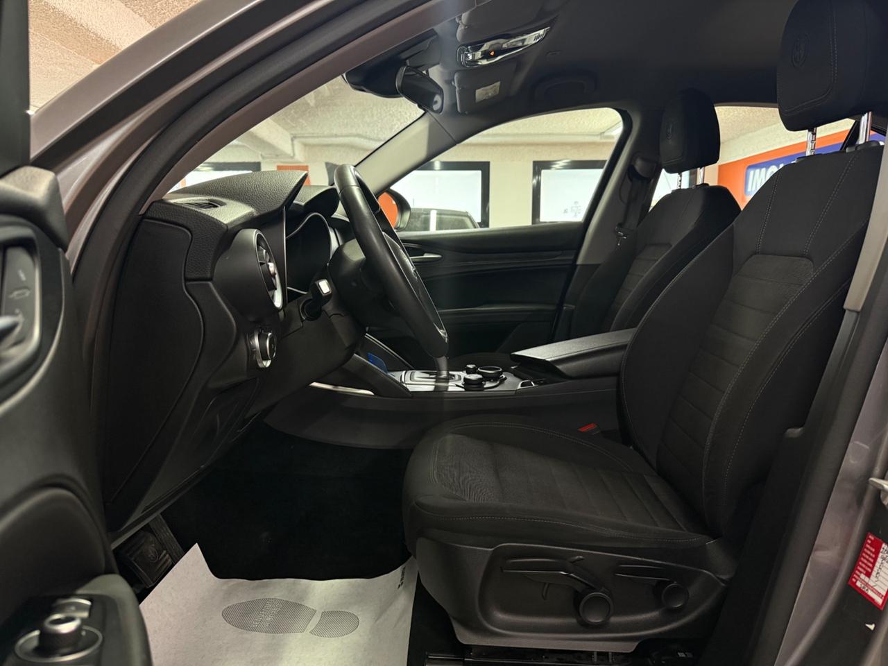 Alfa Romeo Stelvio 2.2 Turbodiesel 160 CV AT8 RWD Business