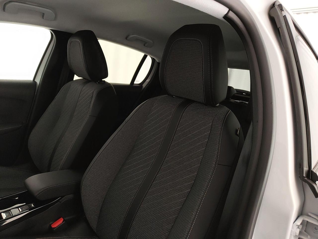 Peugeot 208 Hybrid 145 e-DCS6 Allure