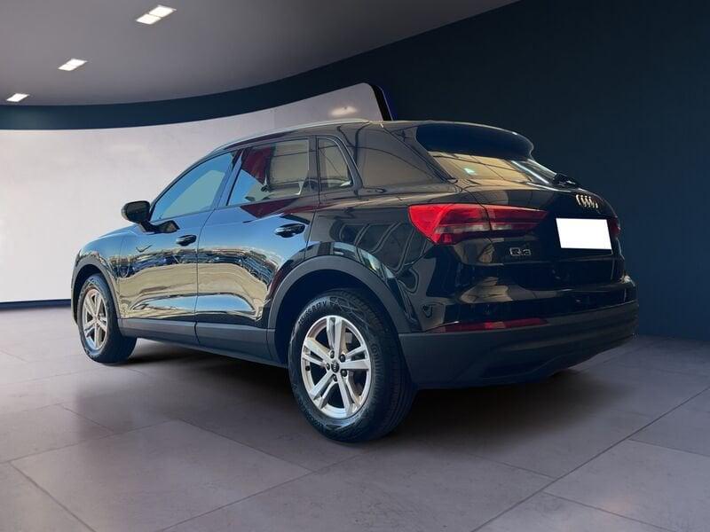 Audi Q3 35 TDI quattro S tronic Business Advanced