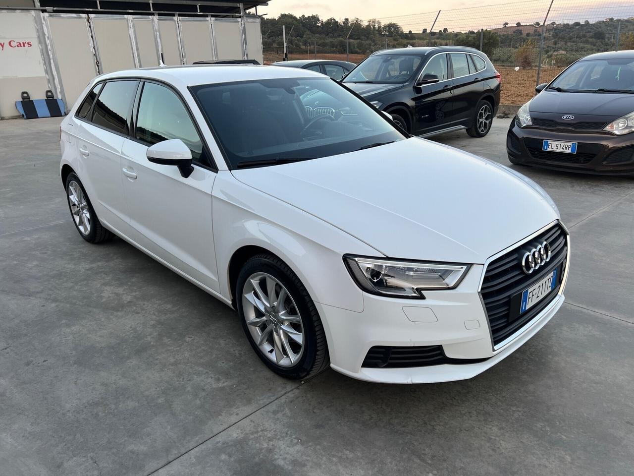 Audi A3 SPB 1.6 TDI S tronic Sport