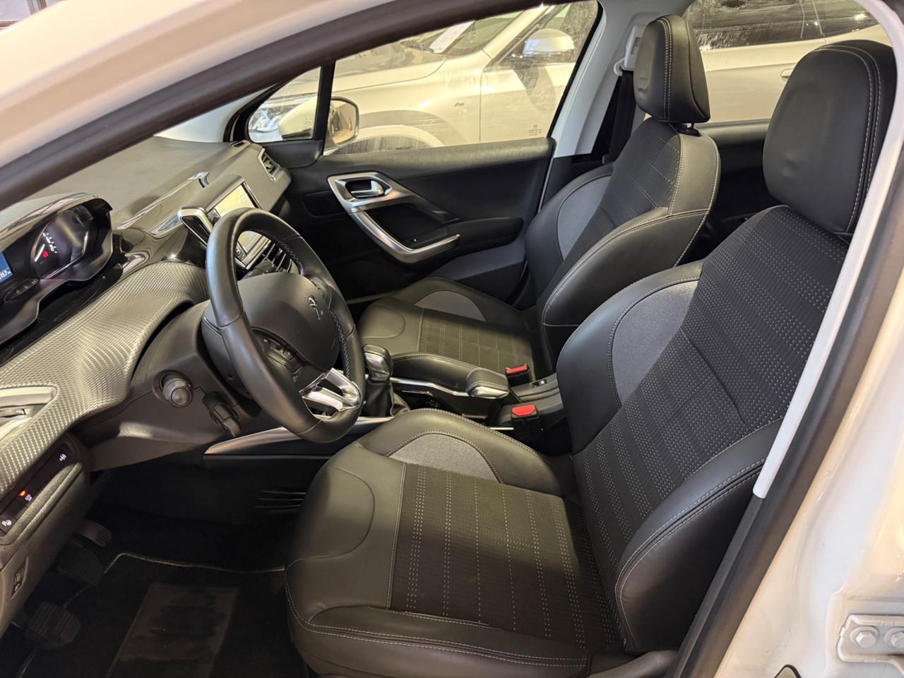 Peugeot 2008 1.6 e-HDi 92 CV Stop&Start Allure