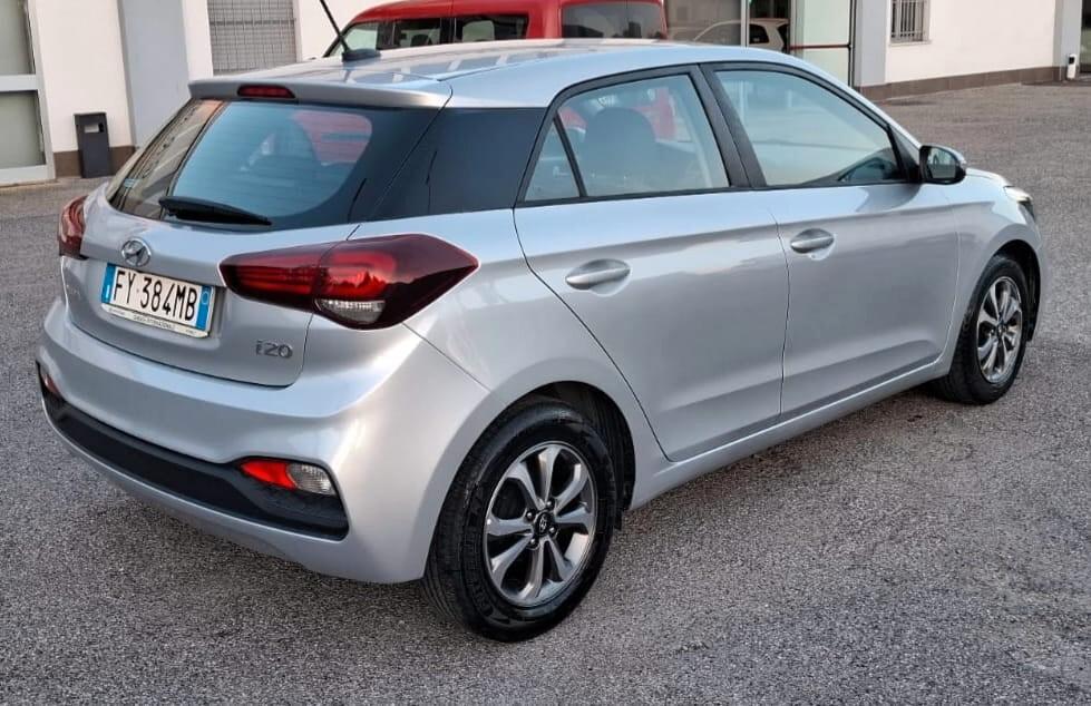 Hyundai i20 1.2 5 porte Econext Connectline
