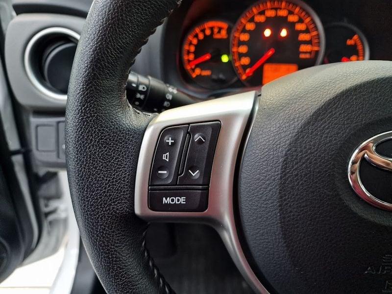 Toyota Yaris Yaris 1.0 5 porte Lounge