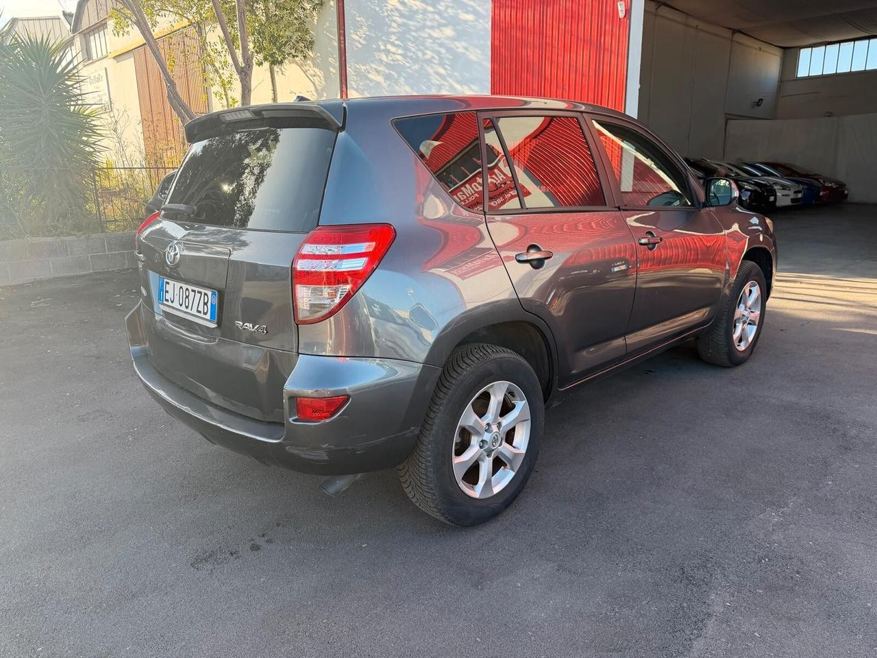 Toyota RAV 4 RAV4 Crossover 2.2 D-4D 150 CV DPF Exclusive