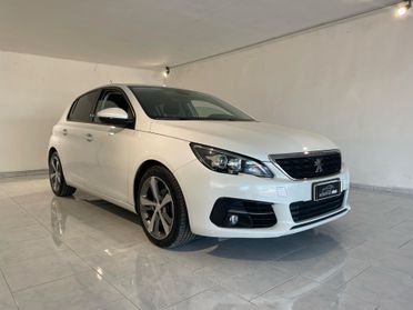 Peugeot 308 BlueHDi 100CV NEOPATENTATI
