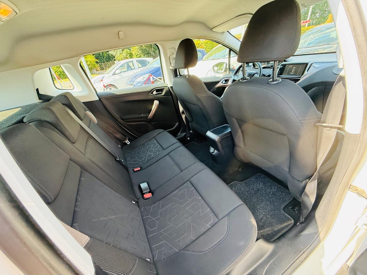 Peugeot 2008 1.2 82cv Active Ok Neopatentati