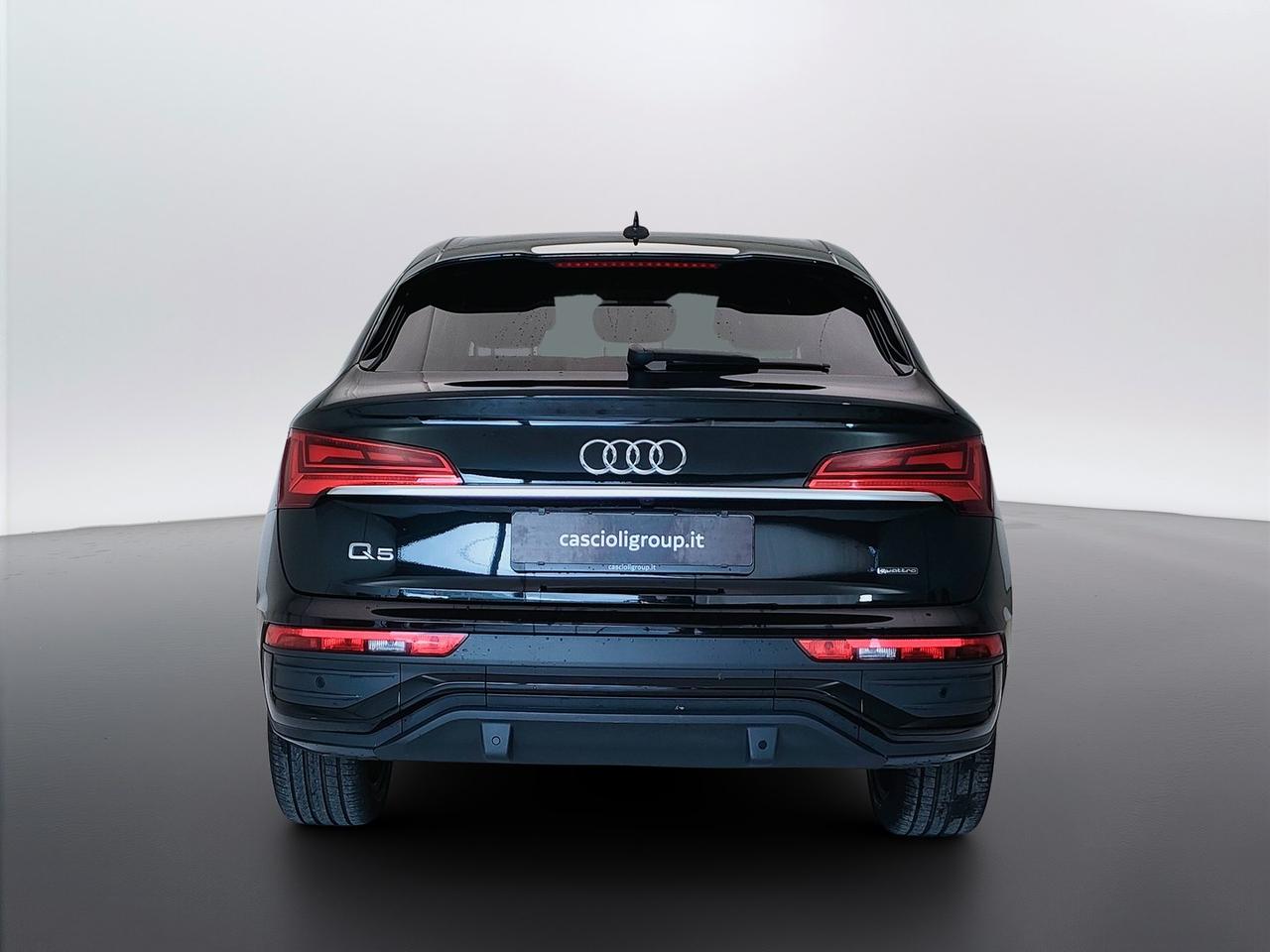 AUDI Q5 I Sportback 2021 - Q5 Sportback 40 2.0 tfsi mhev 12V Business Advanced quattro s-tronic