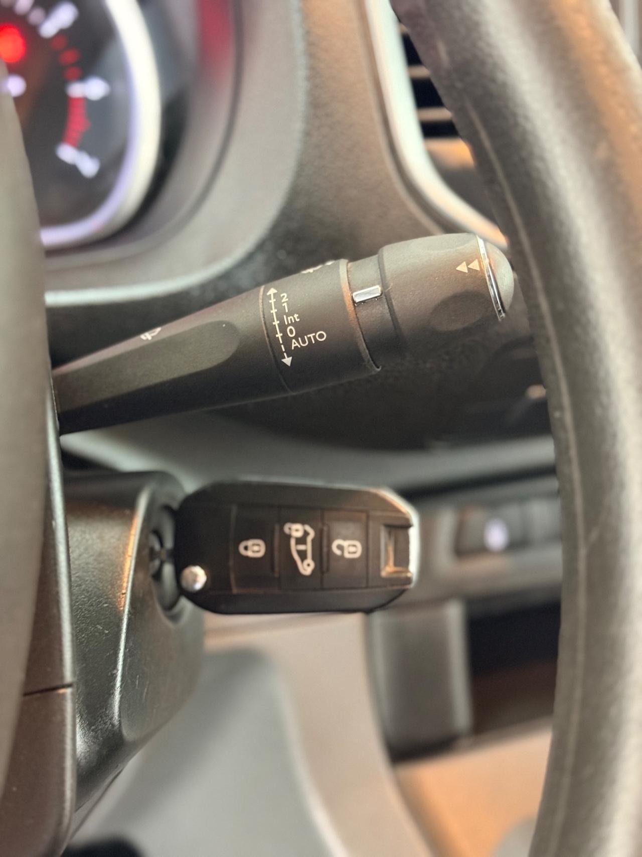 Peugeot Expert 2.0 BHDI 122cv Premium 11/2018 Euro 6B Neopatentati