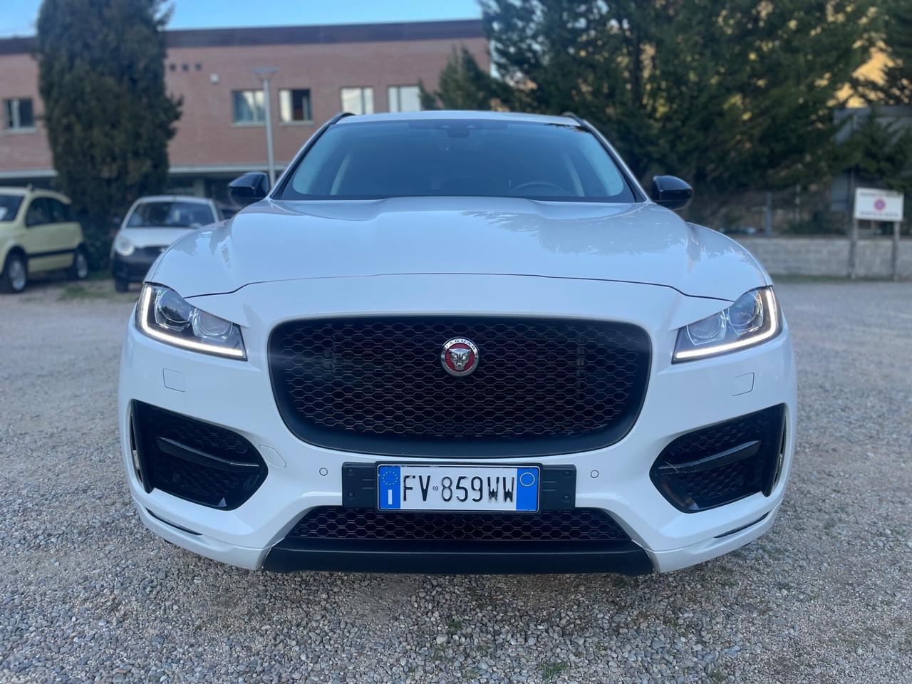 Jaguar F-Pace 2.0 D 180 CV AWD aut. Portfolio