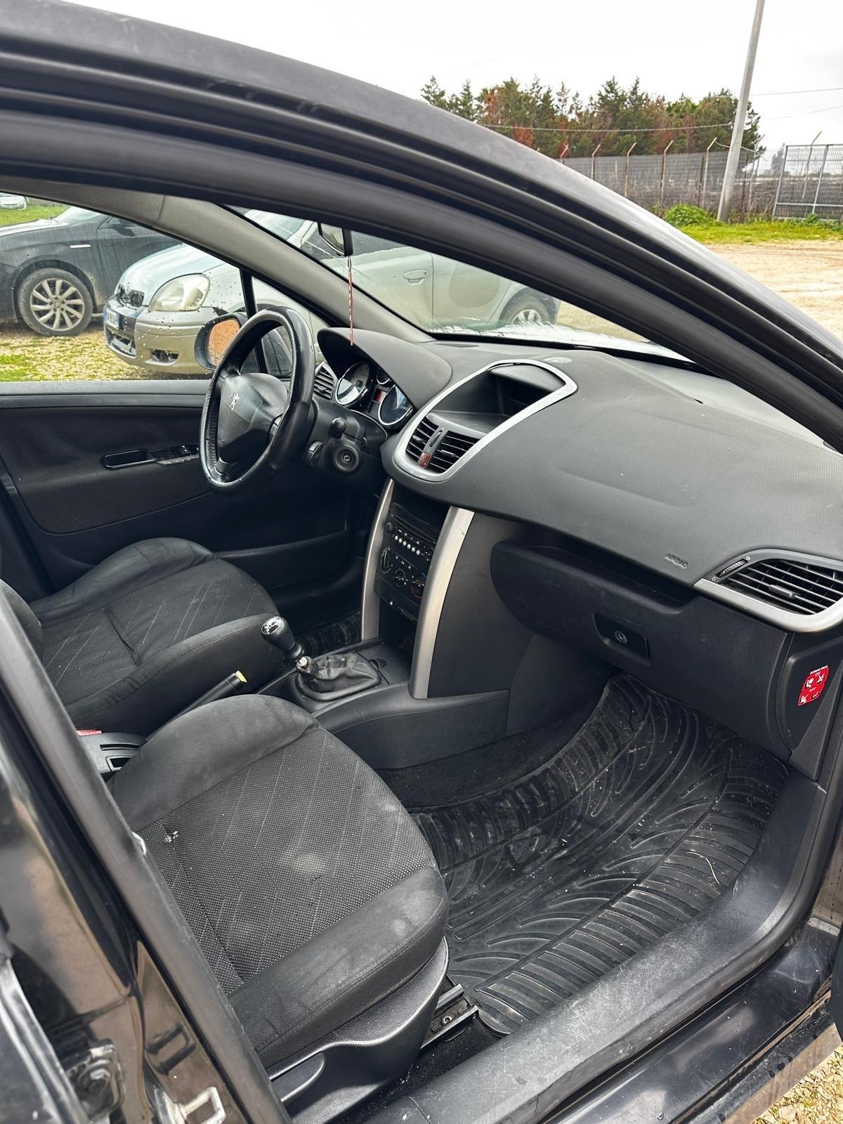 Peugeot 207 1.6 HDi 90CV 5p. XS