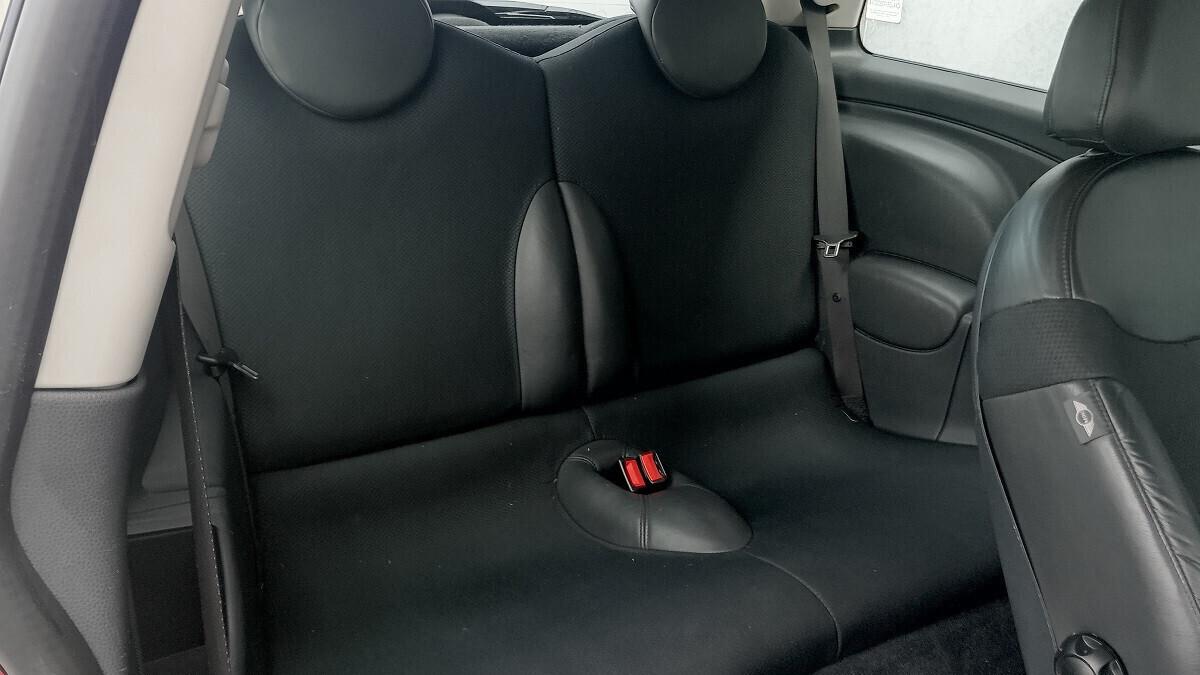 Mini Cooper 1.4 d
