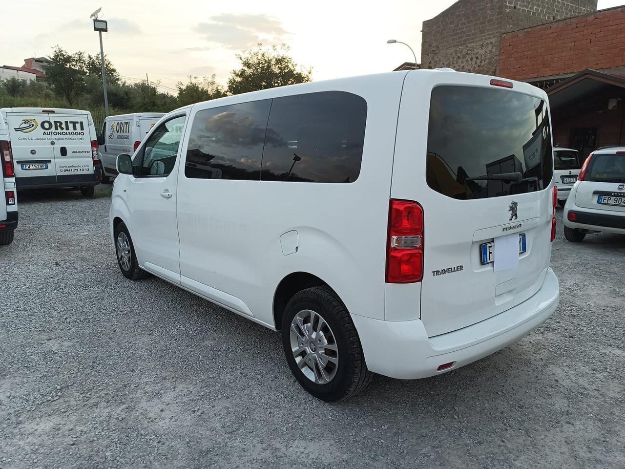 Peugeot Traveller BlueHDi 150 S&S Business Vip 9 posti aziendale 4x4