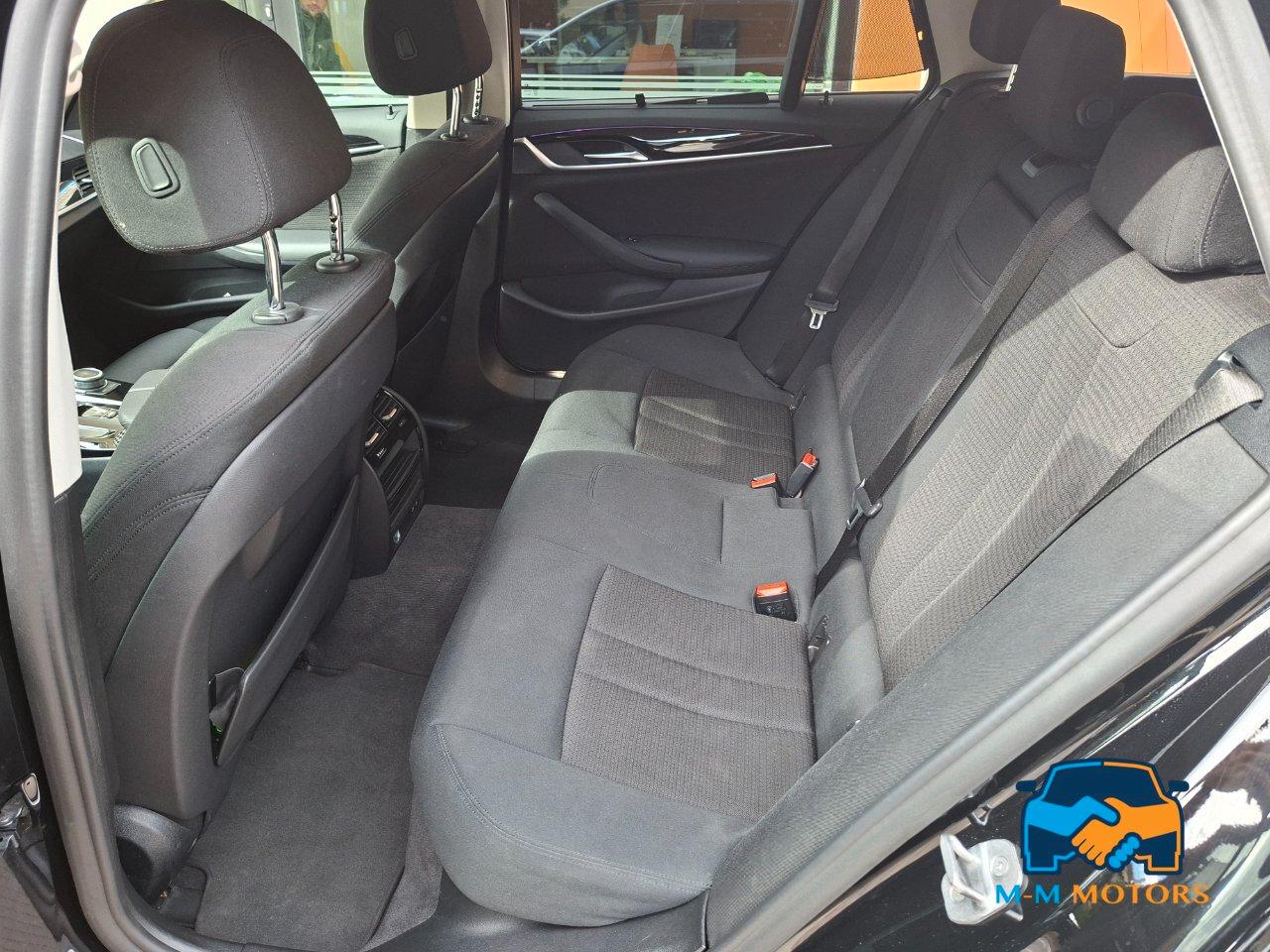 BMW 520 d Touring Luxury doppio treno di gomme