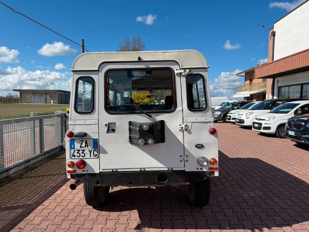 Land Rover Defender 110 2.5 Td5 cat Station Wagon SE