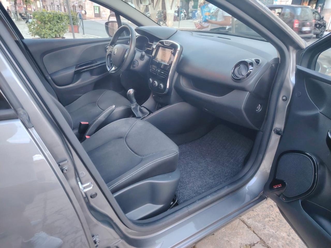 Renault Clio 1.5 dCi 8V 75CV 5 porte Wave