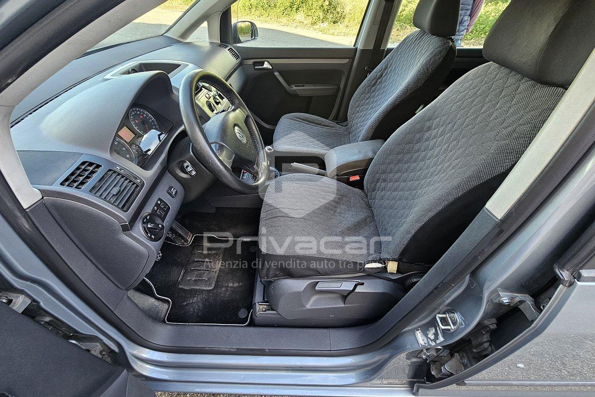 VOLKSWAGEN Touran 1.6 Trendline Bifuel G