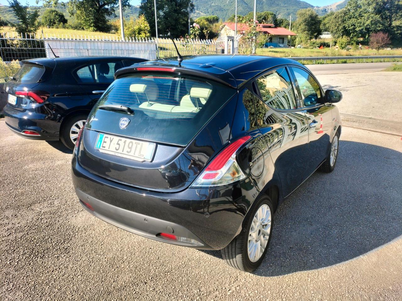 Lancia Ypsilon 1.3 MJT 16V 95 CV 5 porte S&S Platinum