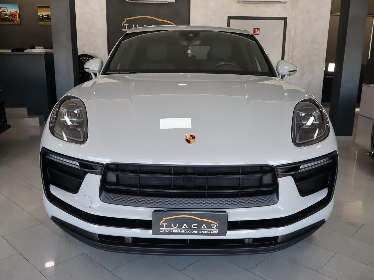 Porsche Macan 2.0 #11597