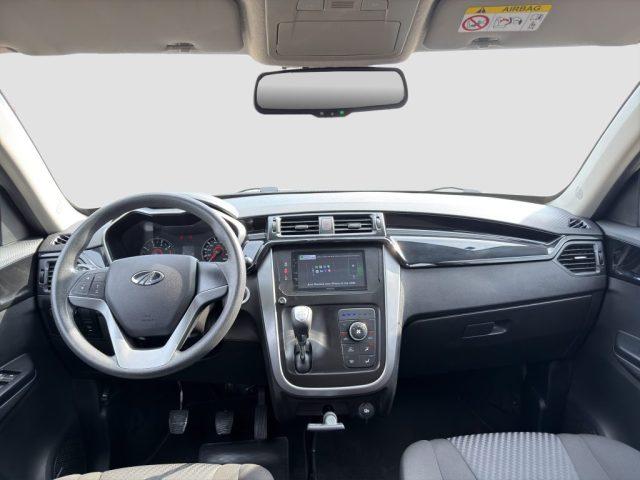 MAHINDRA KUV100 KUV100 1.2 VVT K8