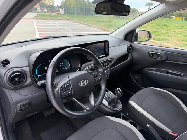 HYUNDAI i10 1.0 MPI AUTOMATICA CONNECTLINE+VIRTUAL+NAVI+PDC