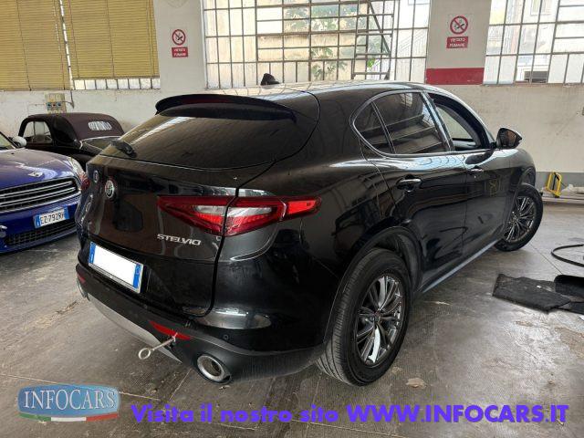 ALFA ROMEO Stelvio 2.2 Turbodiesel 210 CV AT8 Q4 Business Motore Fuso