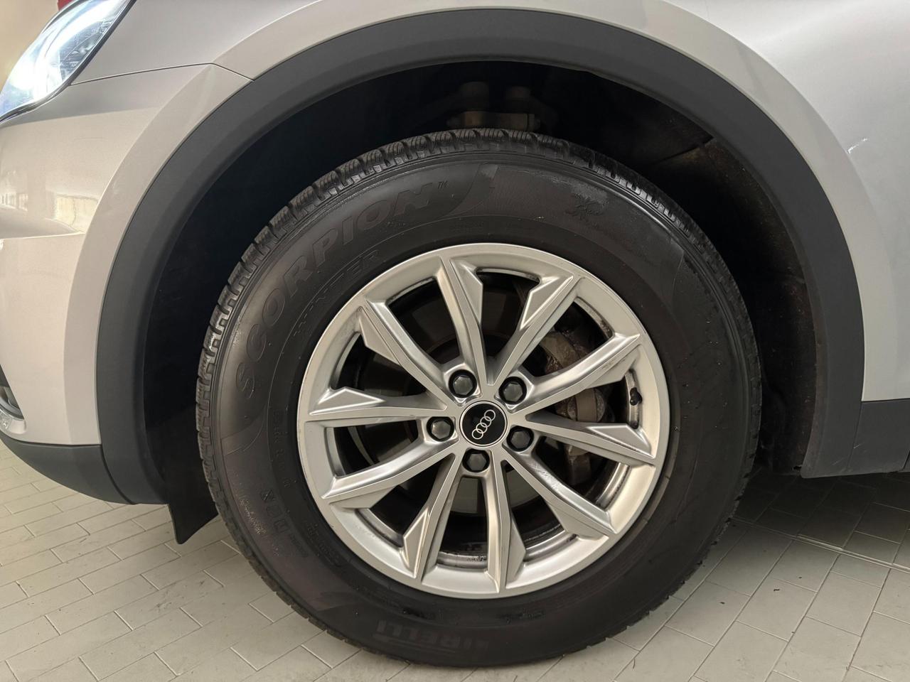 Audi Q5 40 2.0 tdi mhev Business quattro 204cv s-tronic GANCIO TRAINO SOSP. ADATTIVE