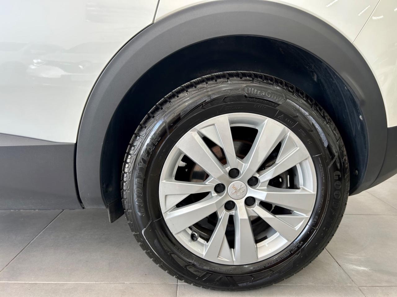Peugeot 3008 BlueHDi 130 S&S EAT8 FINANZIABILE