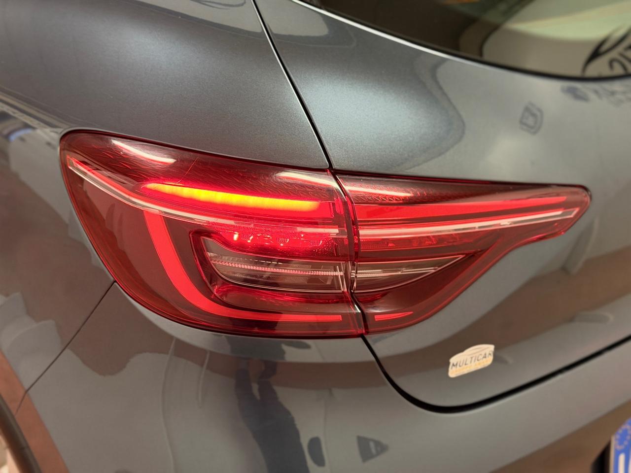 Renault Clio TCe 100 CV 5 porte Zen