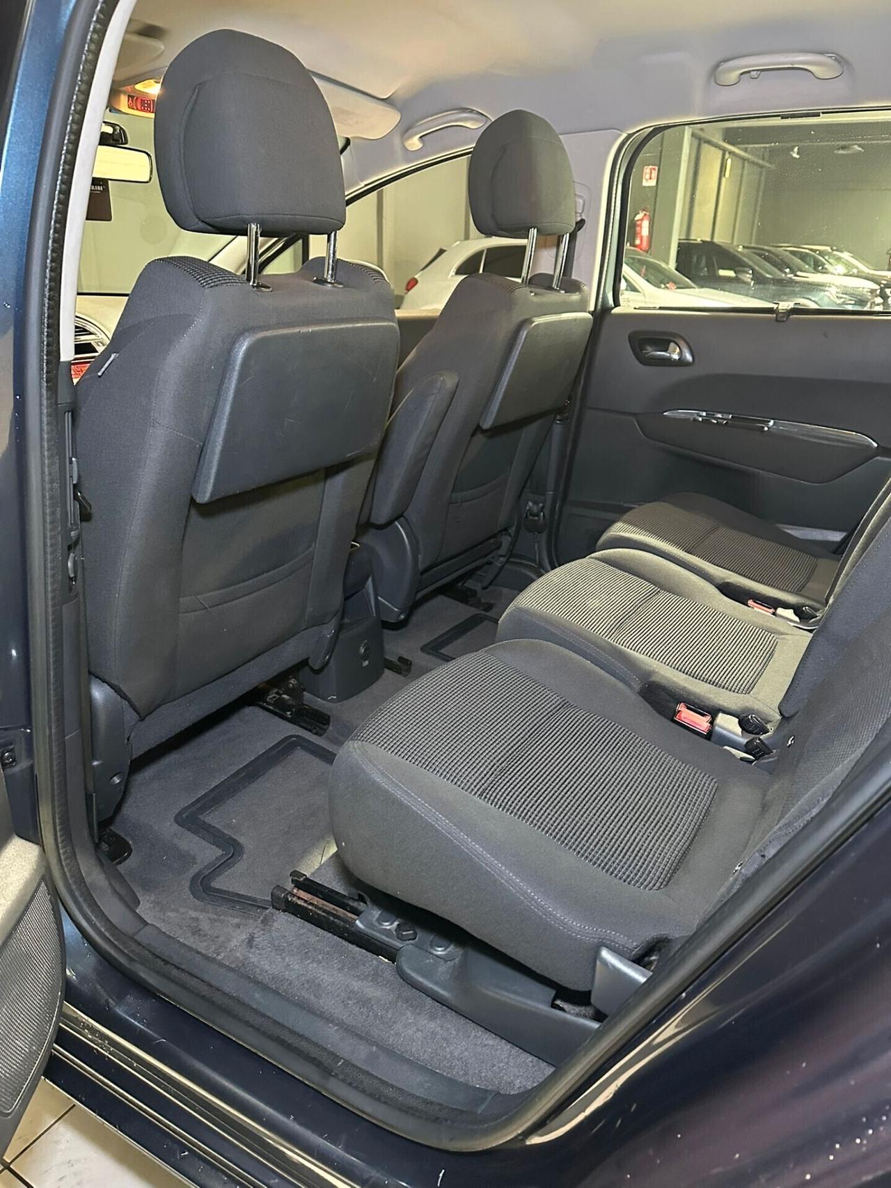 Peugeot 5008 1.6 HDi 115CV 8V Business