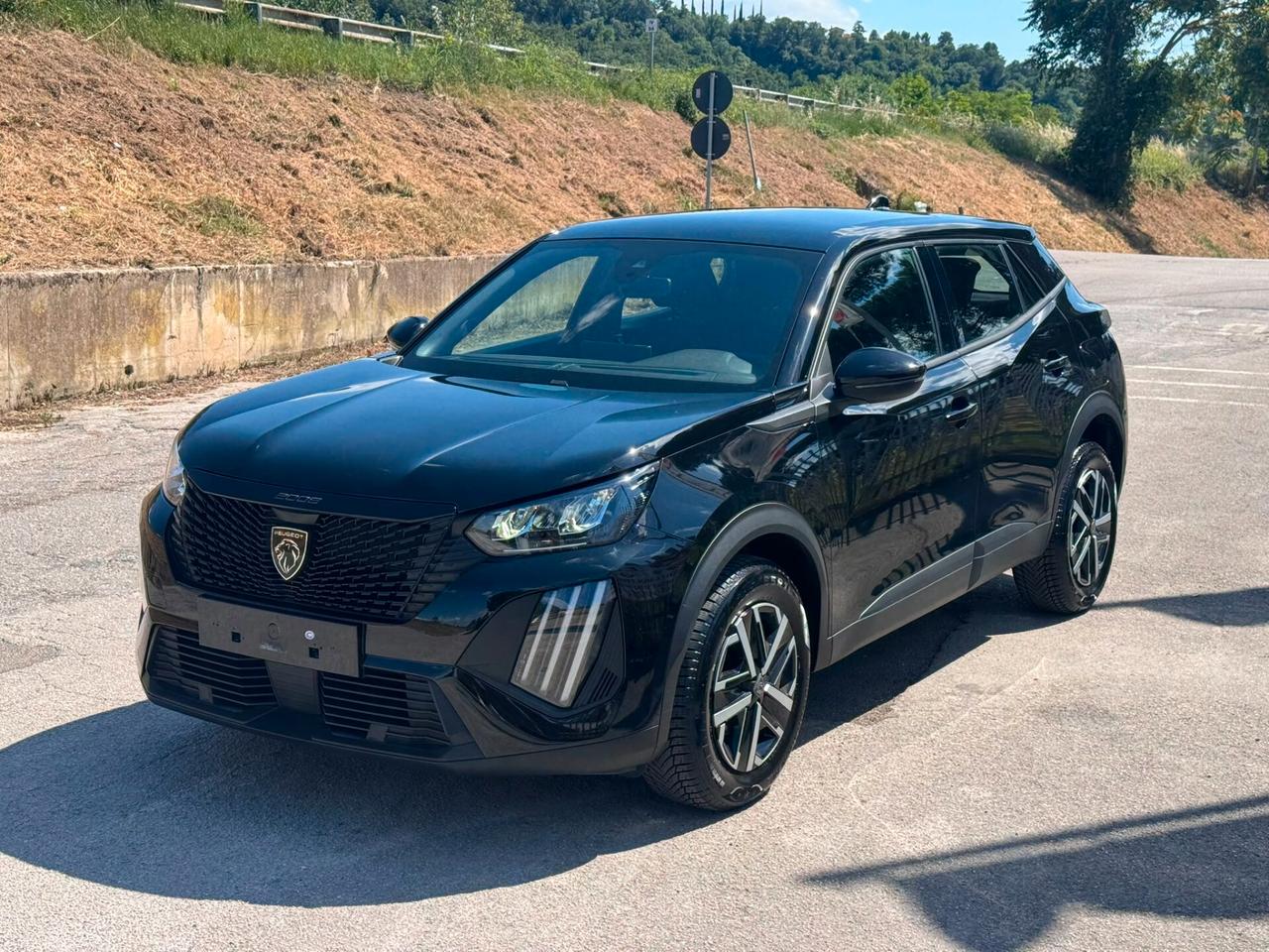 Peugeot 2008 PureTech 100 S&S Allure