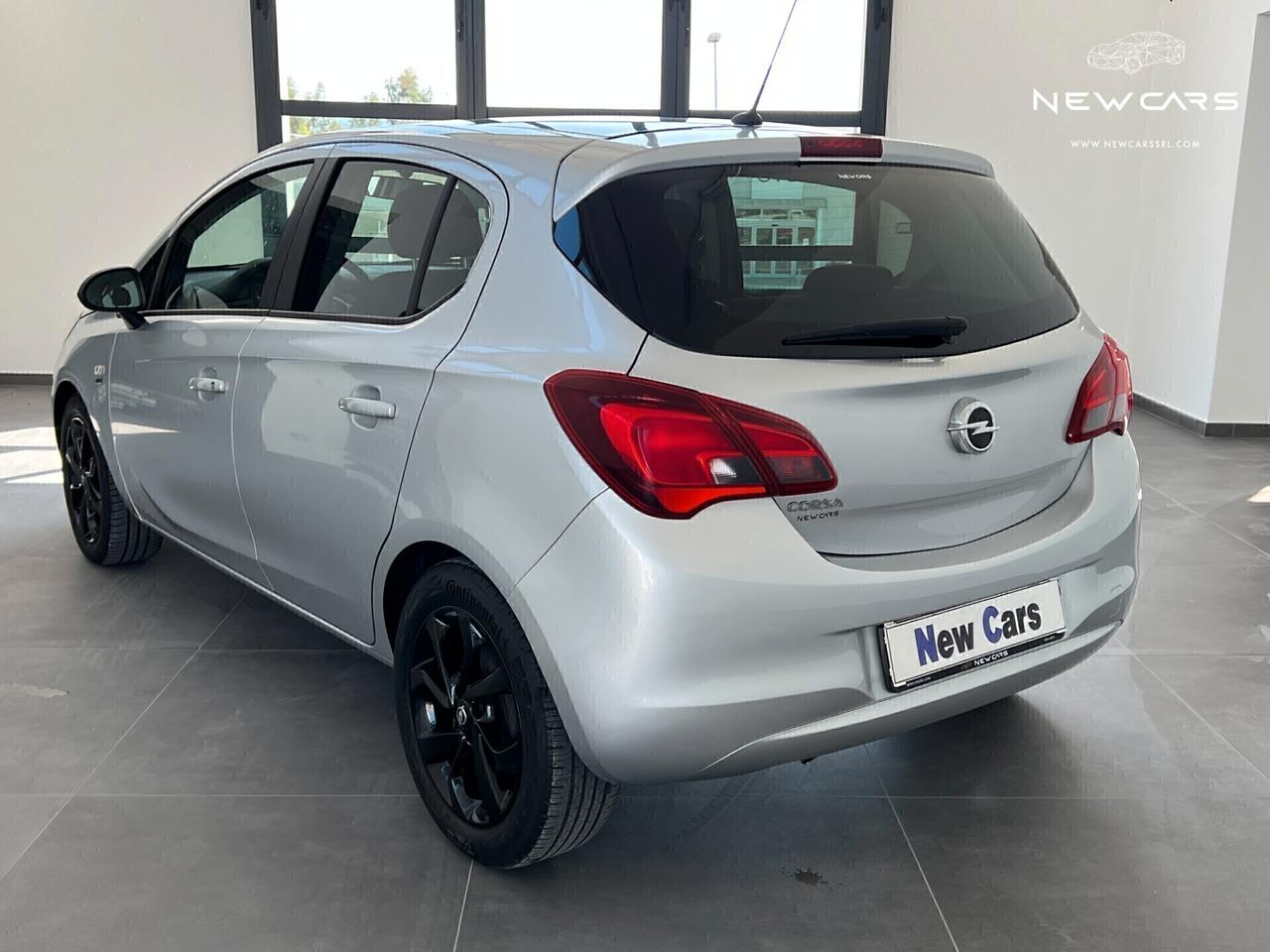 Opel Corsa 1.2 5 porte 120 Anniversary