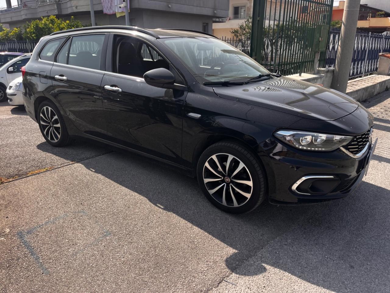 Fiat Tipo 1.6 Mjt S&S 5 porte Easy