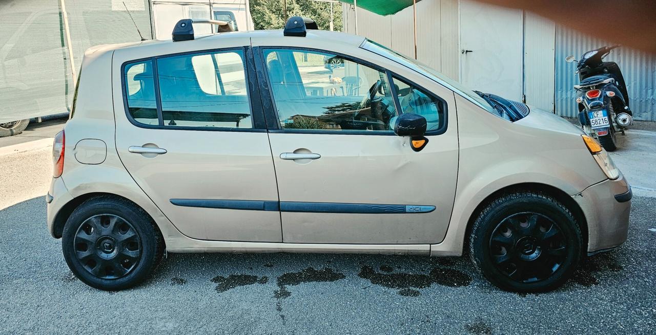 Renault Modus 1.5 dCi 75CV Wave