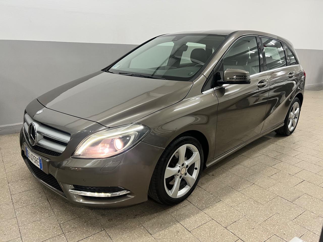 Mercedes-benz B 180 B 180 CDI Automatic Premium