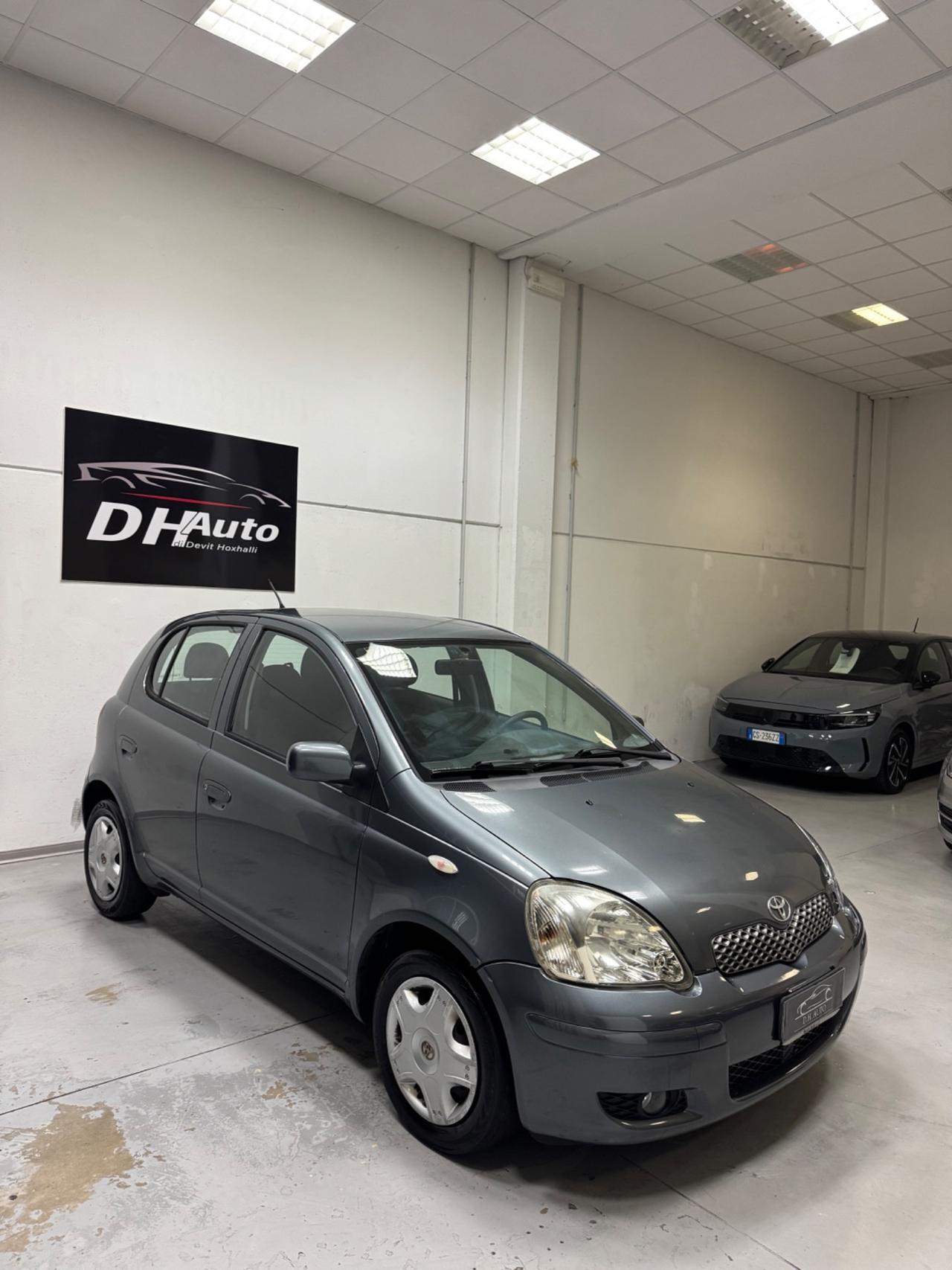 Toyota Yaris 1.0 5 porte Sol