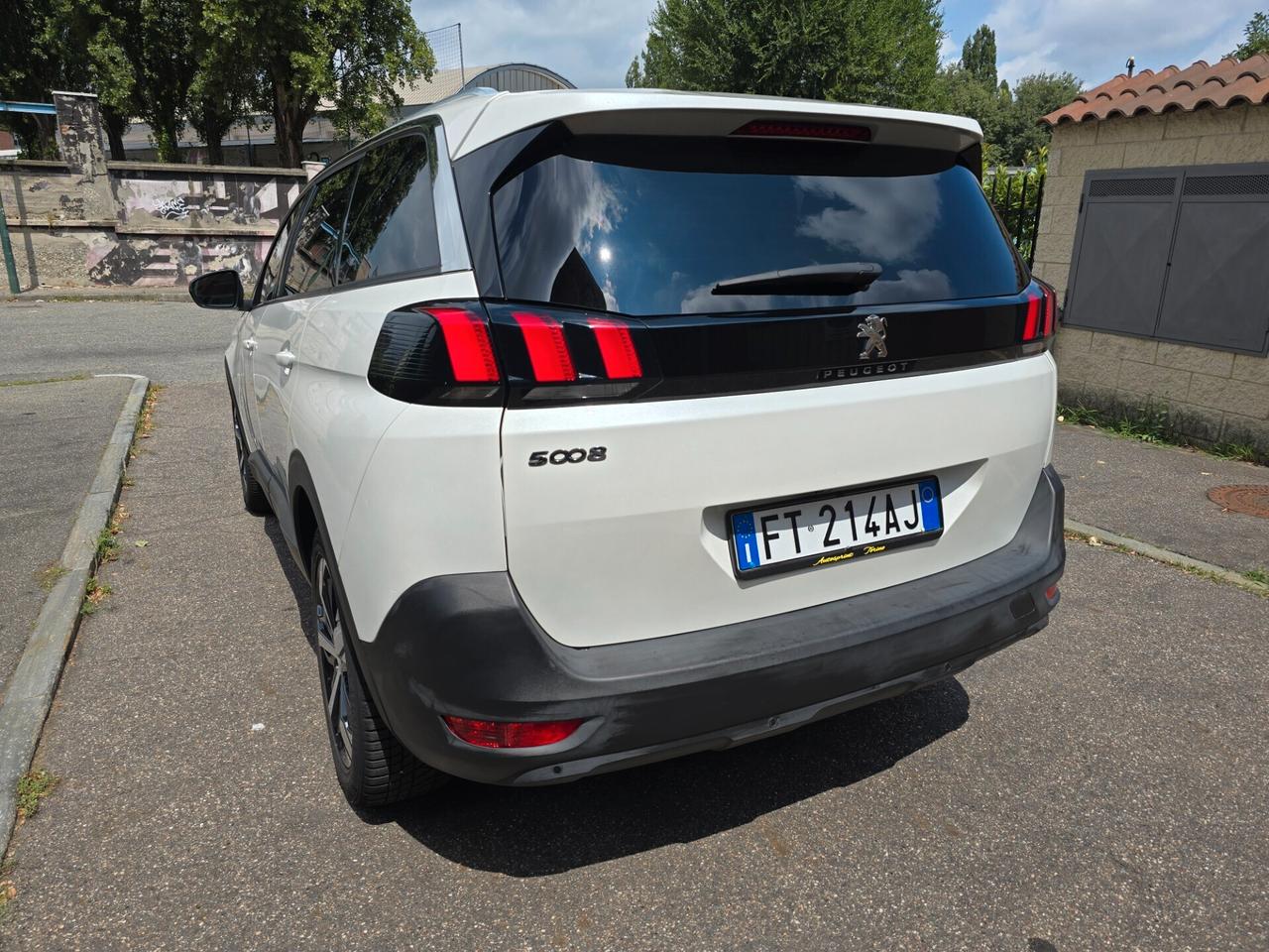PEUGEOT 5008 1.5(130cv) BlueHdi Business (7posti)