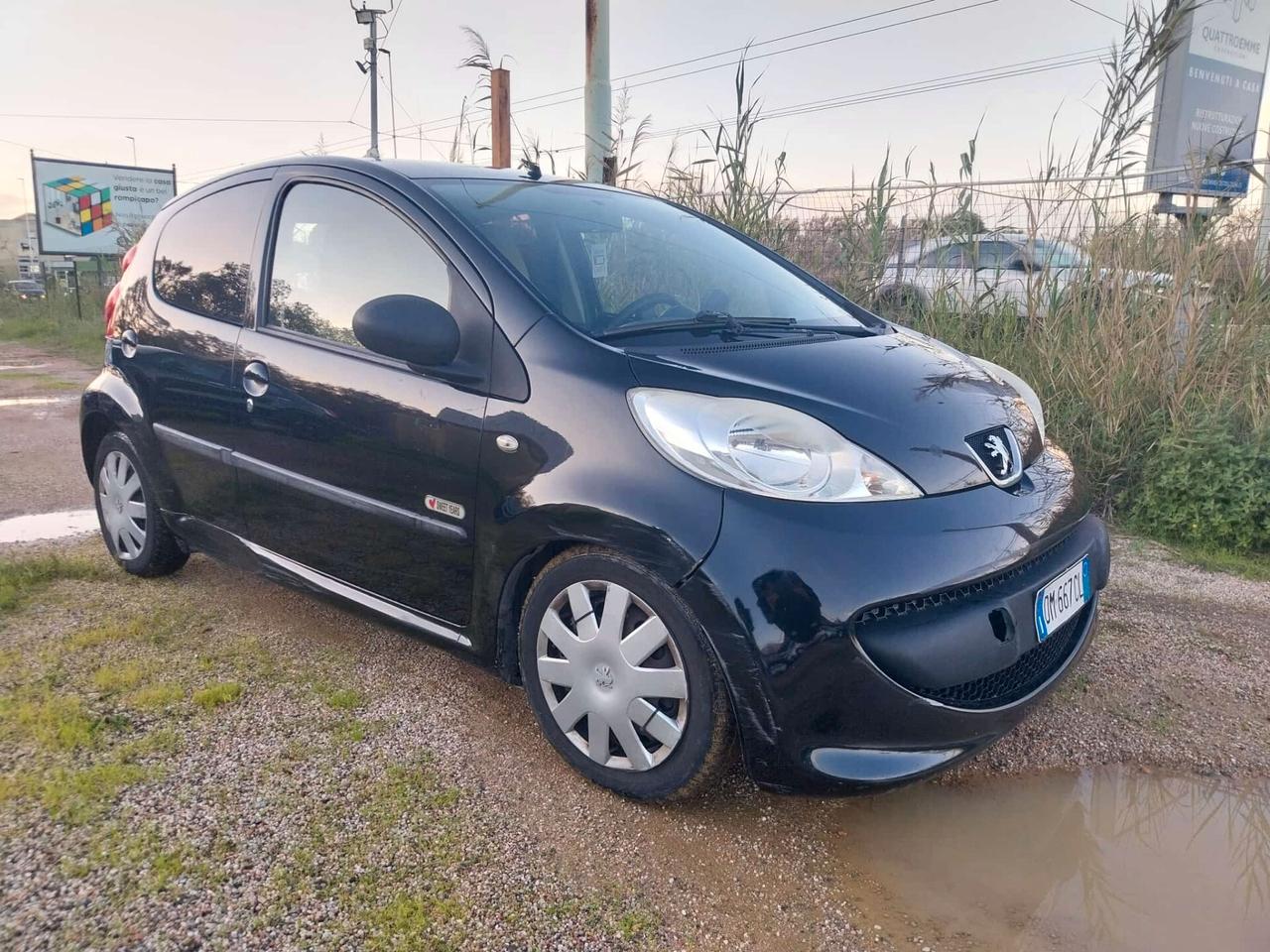 Peugeot 107 1.0 benz. 2008