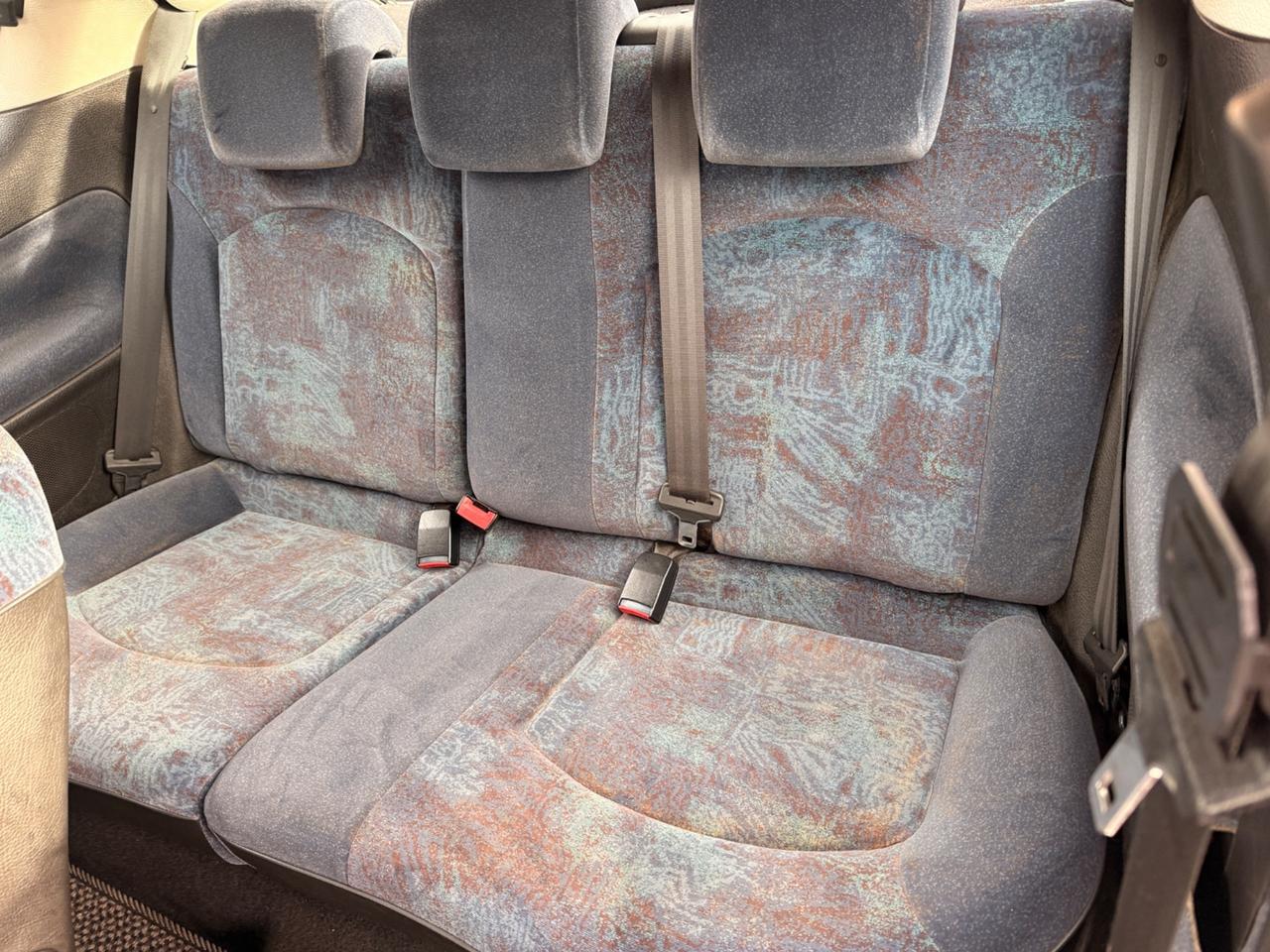 Peugeot 206 1.1 3p. XT